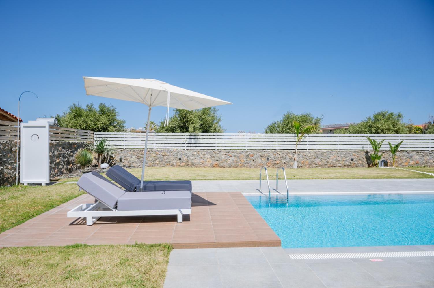 אנליפסי Sardines Luxury Villas מראה חיצוני תמונה